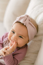 Load image into Gallery viewer, Knot Bow Headband