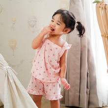 Load image into Gallery viewer, Ruffle Tanktop Pointelle Set (2Y 3Y 4Y)
